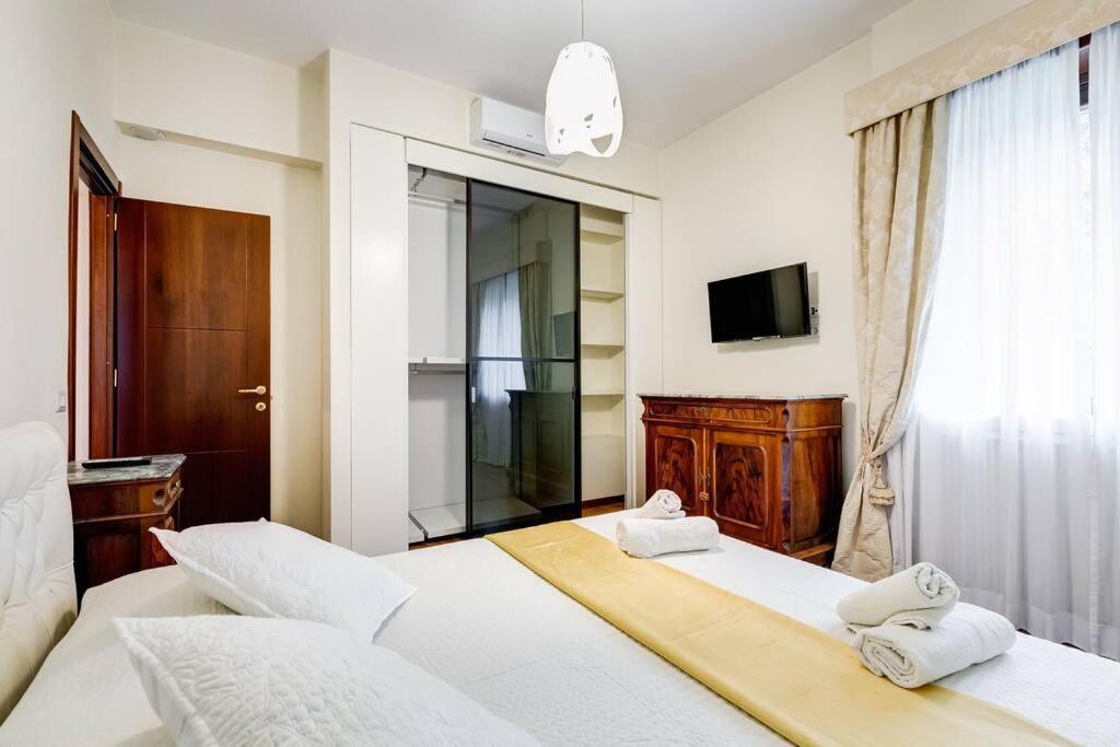 Exclusive Apartment In Eur Lake Rome Exterior photo