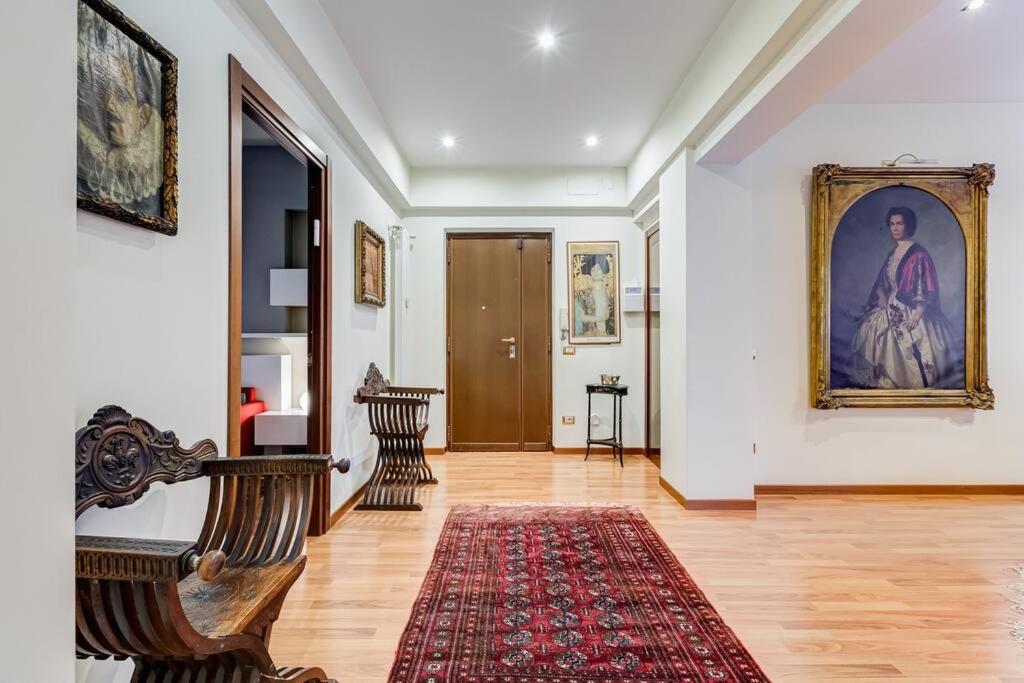 Exclusive Apartment In Eur Lake Rome Exterior photo