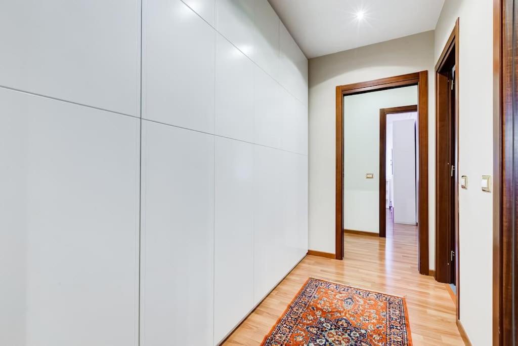 Exclusive Apartment In Eur Lake Rome Exterior photo
