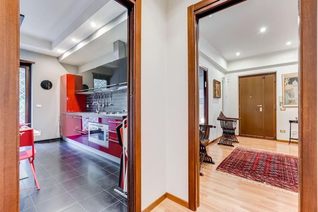 Exclusive Apartment In Eur Lake Rome Exterior photo
