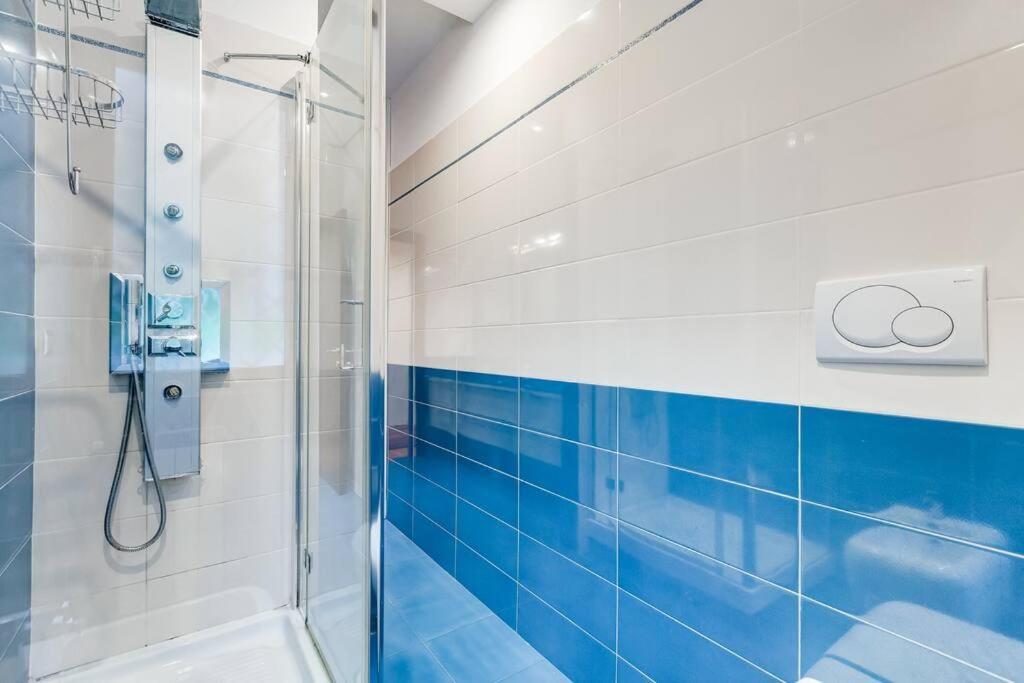 Exclusive Apartment In Eur Lake Rome Exterior photo