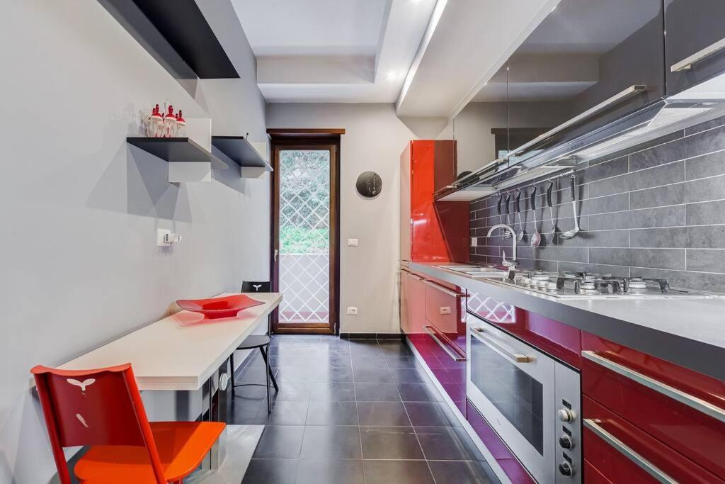 Exclusive Apartment In Eur Lake Rome Exterior photo